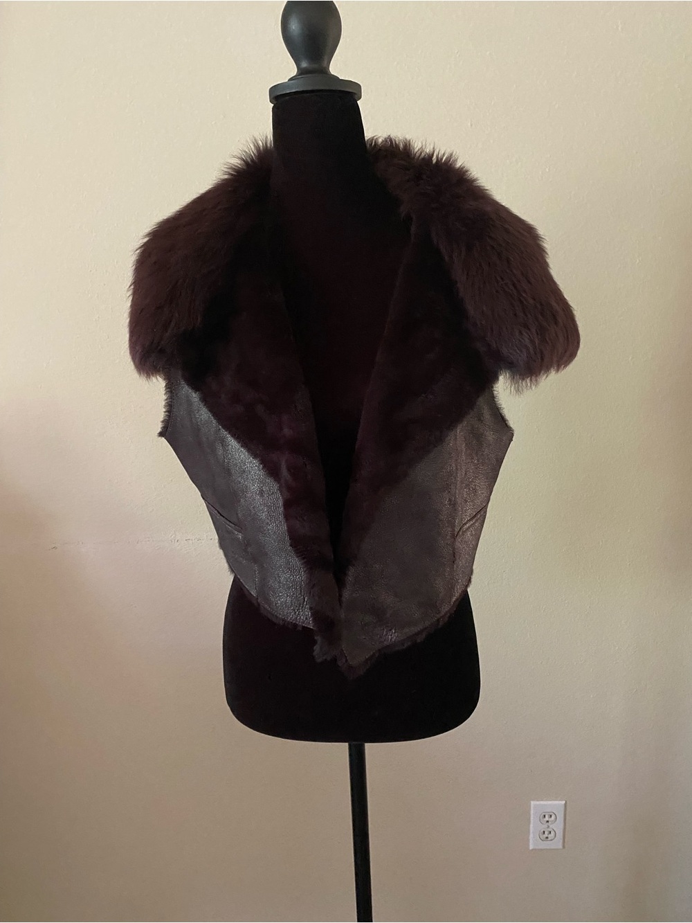 Punto 100% Lambskin Fur Vest